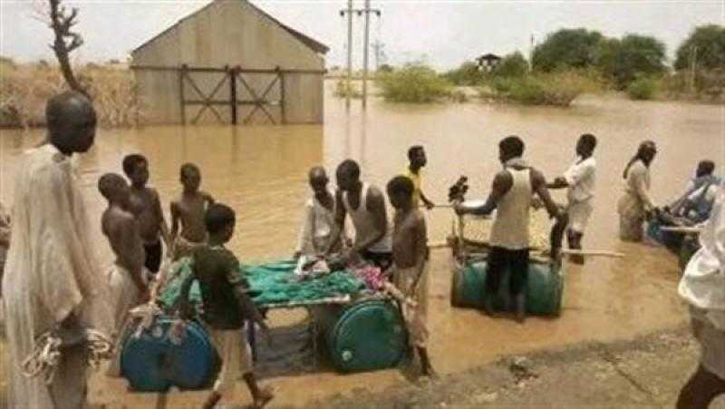 السودان.. فيضان نهر القاش يعزل مئات الأسر في كسلا وتحذيرات من تفشي الأوبئة