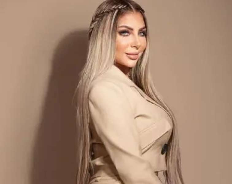 سارة خليفة 