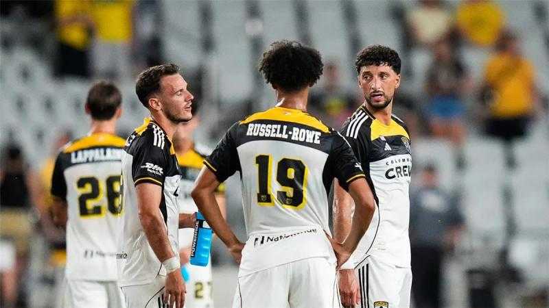 أول تعليق من مدرب كولومبوس كرو عن مشاركة وسام أبو علي.. ماذا قال؟