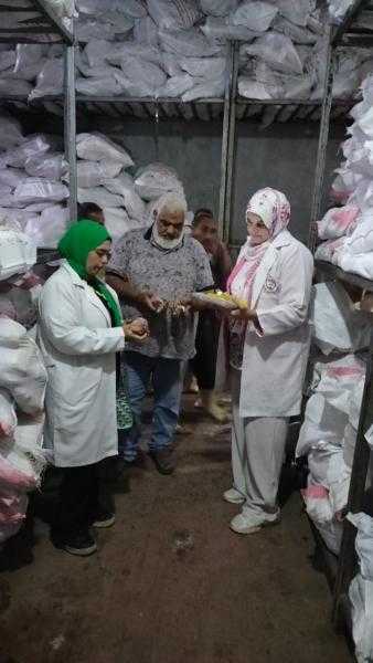 ضبط ٤.٥ طن مواد غذائية غير صالحة للاستخدام الادمي بالشرقية