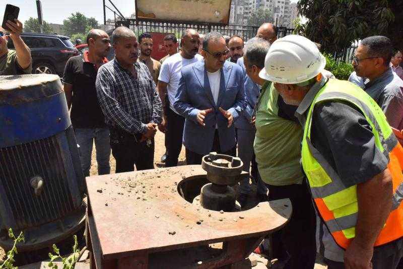 محافظ أسيوط يوجه بتصنيع قطع غيار محلية لإصلاح محطة مياه المثلث بحي شرق