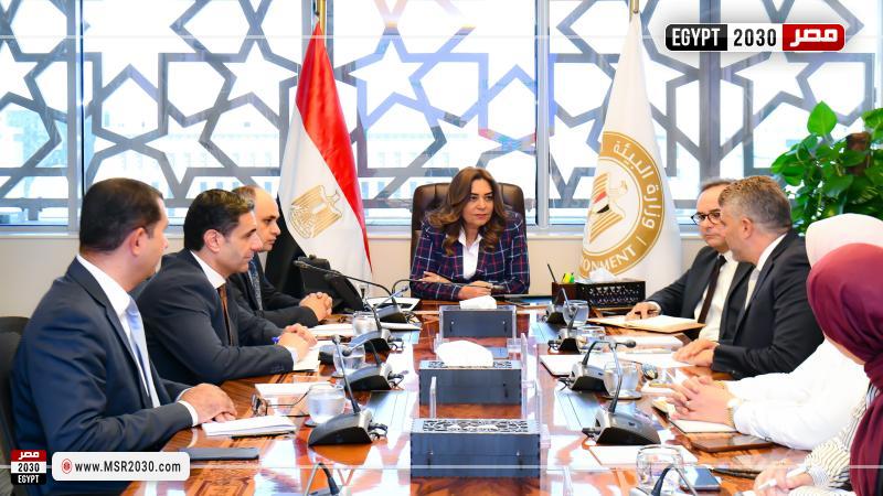 وزيرة البيئة 