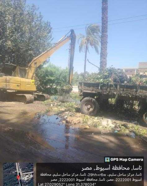 محافظ أسيوط: استمرار أعمال تطهير الترع والمصارف ورفع المخلفات للحفاظ على الرقعة الزراعية