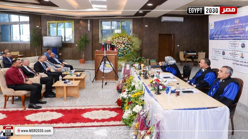 نائب رئيس هيئة ميناء دمياط يشارك في مناقشة رسالة ماچستير حول السلامة في بيئة العمل