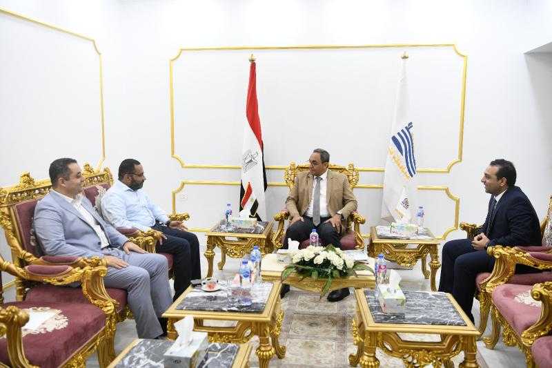 محافظ قنا يستقبل مساعد وزير الصحة لمتابعة المبادرات الرئاسية وتطوير الخدمات الطبية بالمحافظة