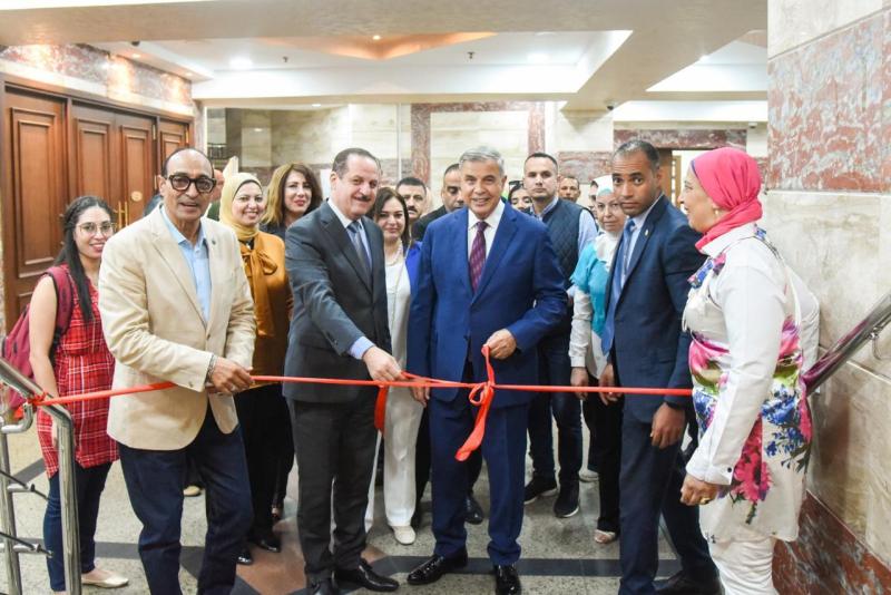 محافظ الإسكندرية 