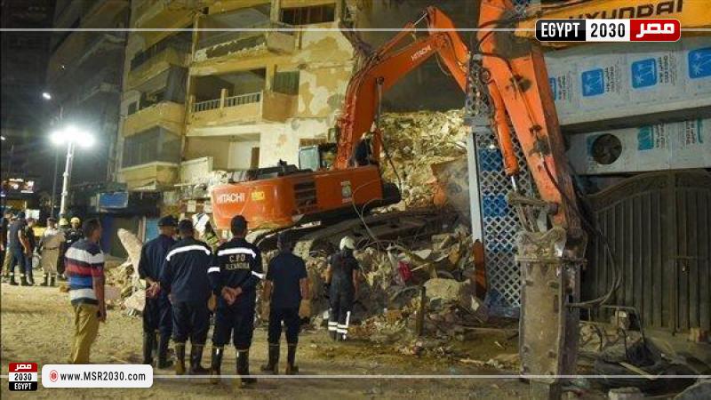 انهيار عقار في منطقة البيطاش بالعجمي
