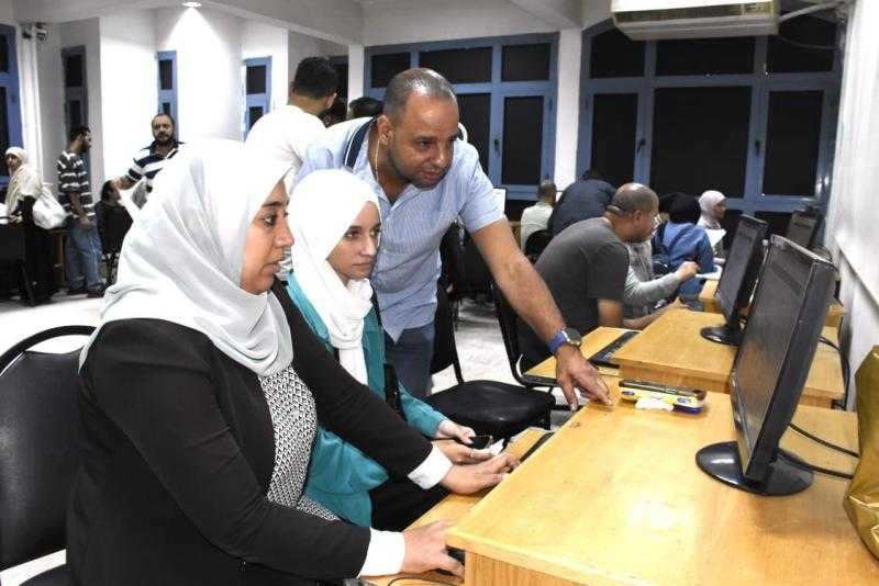 معامل جامعة عين شمس تستقبل طلاب المرحلة الثالثة للتنسيق للعام الجامعي 2025-2026