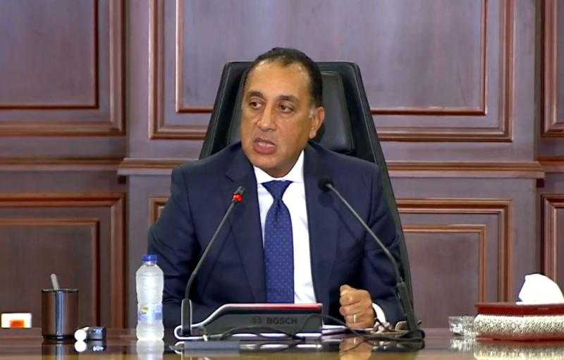 مدبولي يؤكد دعم القيادة السياسية لجهود «اقتصادية قناة السويس» في استقطاب الاستثمارات