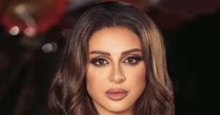 شيرين رضا تدعم أنغام بعد عودتها إلى مصر
