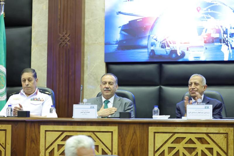 محافظ أسيوط 