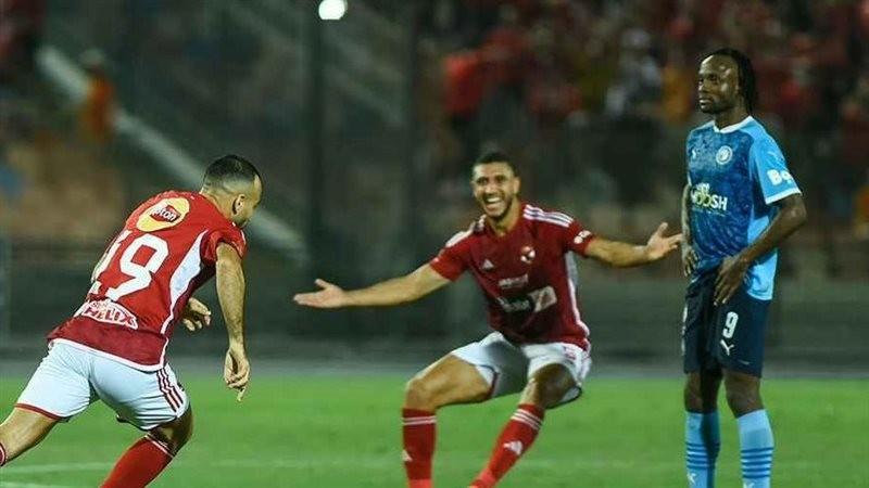 عاجل | أزمة مرتقبة حول طاقم تحكيم مباراة الأهلي وبيراميدز بـ دوري نايل