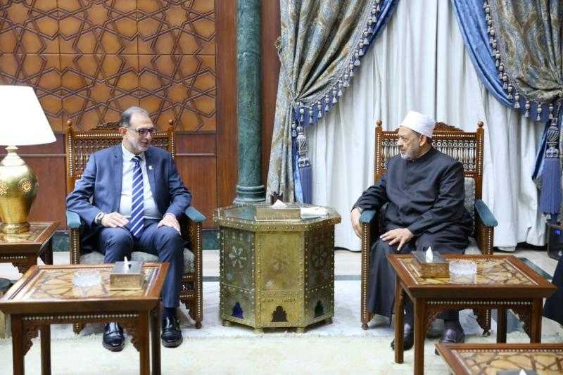 الإمام الأكبر يستقبل رئيس الهيئة القومية لسلامة الغذاء ويبحثان سبل التعاون لخدمة طلاب الأزهر