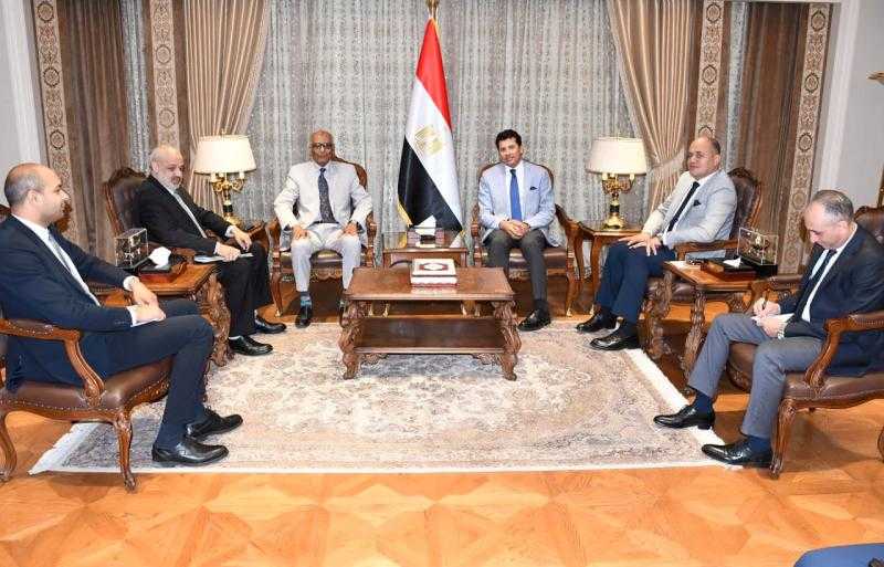 وزير الرياضة يلتقي رئيس الاتحاد المصري للهوكي لبحث مستجدات تنظيم مصر للبطولة الأفريقية