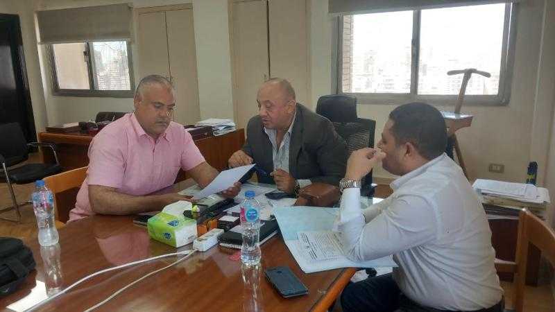 أمين الفلاحين يلتقي رئيس صندوق التأمين علي الثروة الحيوانية لمناقشة طلبات صغار المربين للمواشي