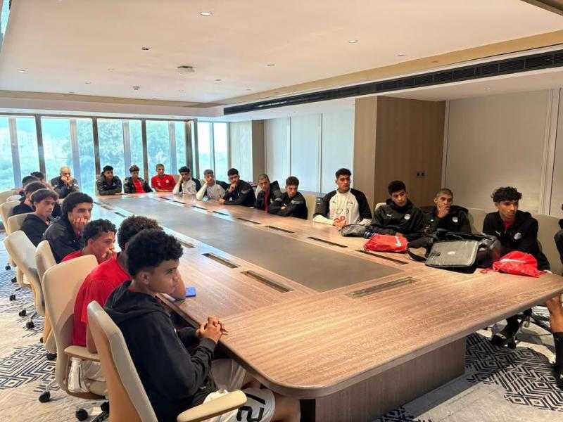 منتخب الناشئين يختتم استعداداته لعمان بمحاضرة فنية وتحفيزية