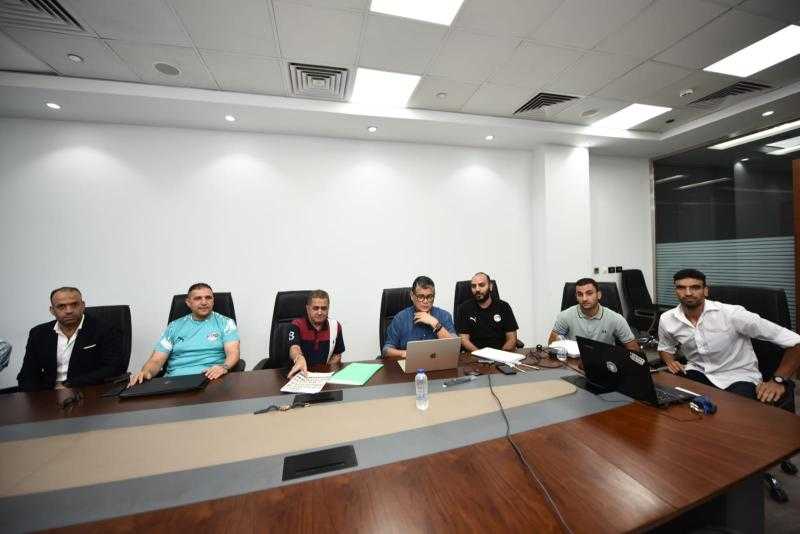 لجنة الحكام تناقش الحالات التحكيمية للجولة الرابعة بالدوري المصري الممتاز