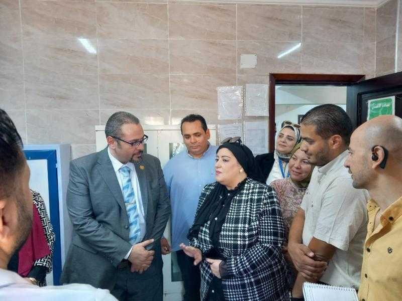 رئيس قطاع الرعاية الأولية وتنمية الاسرة ووكيل صحة الشرقية يتفقدان مركز طبي النحال بالزقازيق