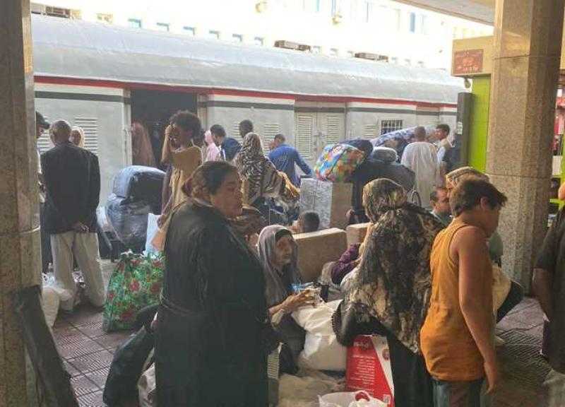 انطلاق القطار التاسع لعودة السودانيين المقيمين في مصر