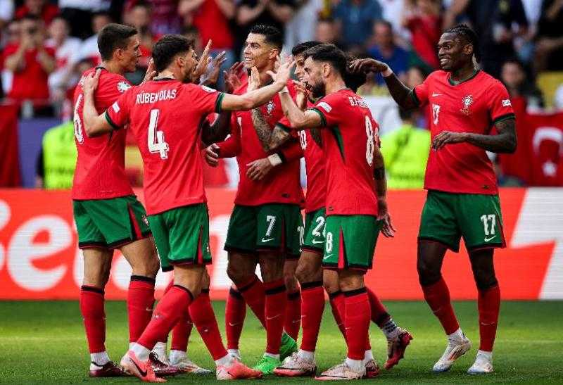 ظهور رونالدو.. مارتينيز يعلن قائمة البرتغال لمباريات تصفيات المونديال