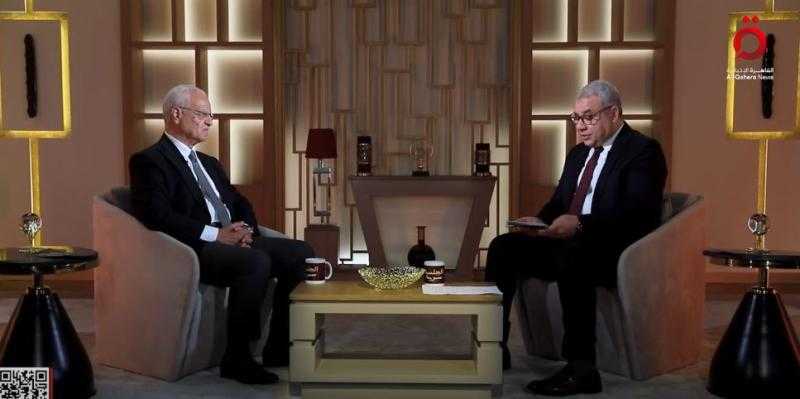 وكيل جهاز المخابرات العامة المصرية السابق: سلمنا لأبو عمار رؤية لدمج 17 جهازا أمنيا فلسطينيا في 3 أجهزة فقط