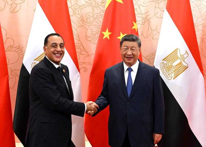 الرئيس الصيني يستقبل رئيس الوزراء لبحث الملفات ذات الاهتمام المشترك