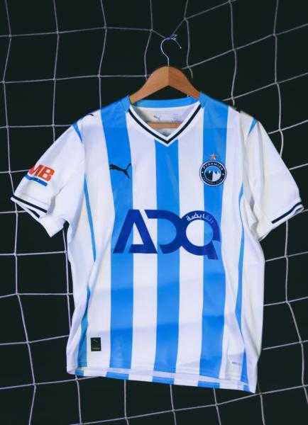 بيراميدز يظهر بقميصه الجديد أمام الأهلي في موقعة الدوري