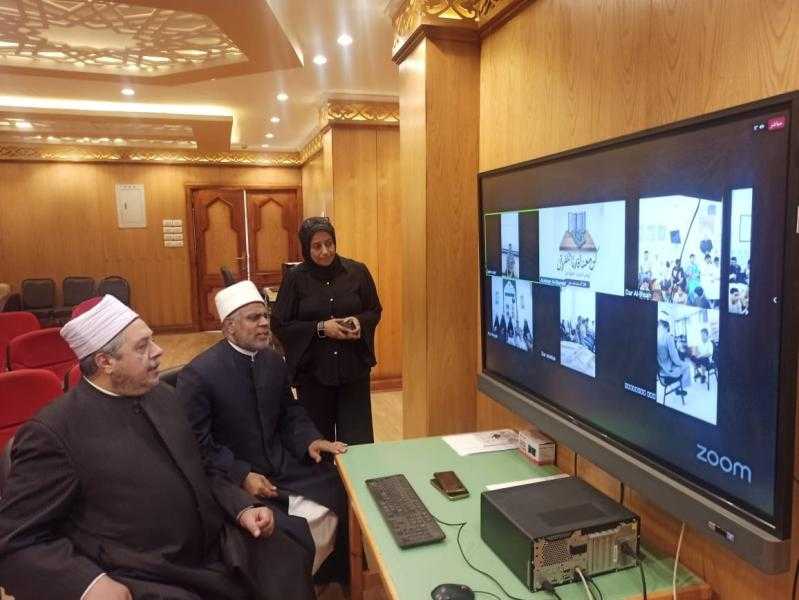 قيادات المعاهد الأزهرية يتابعون مبادرة “يوم السرد القرآني”