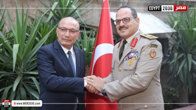السفارة التركية بالقاهرة تحتفل بعيد النصر