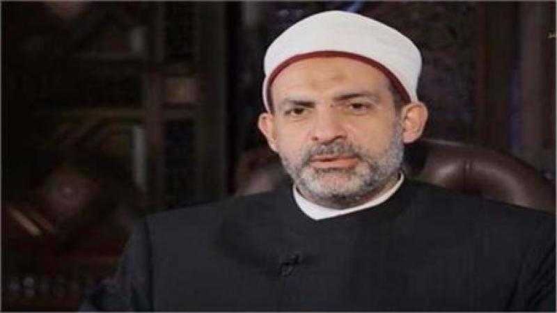 حكم تعمد الزوجة الخروج بدون إذن زوجها؟.. أمين الفتوى يجيب