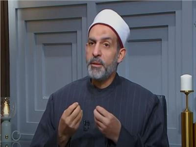 الدكتور على فخر 