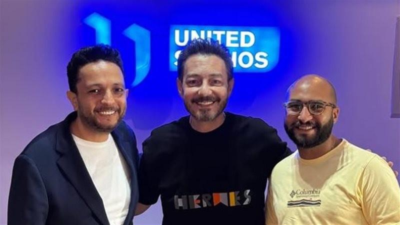 أحمد زاهر يتعاقد على عمل تلفزيوني جديد مع الشركة المتحدة