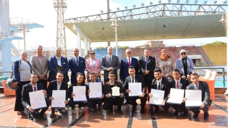 جامعة أسيوط تعلن أسماء الفائزين في مسابقة الطالب والطالبة المثاليين