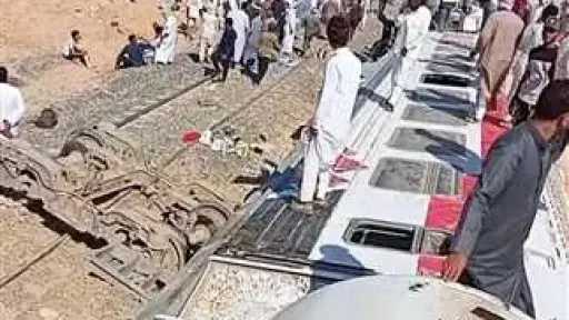 لجنة فنية خماسية والتحفظ على سجلات التحكم واستدعاء... لجنة فنية خماسية والتحفظ على سجلات التحكم واستدعاء المسؤولين.. قرارات النيابة في حادث قطاري العياط