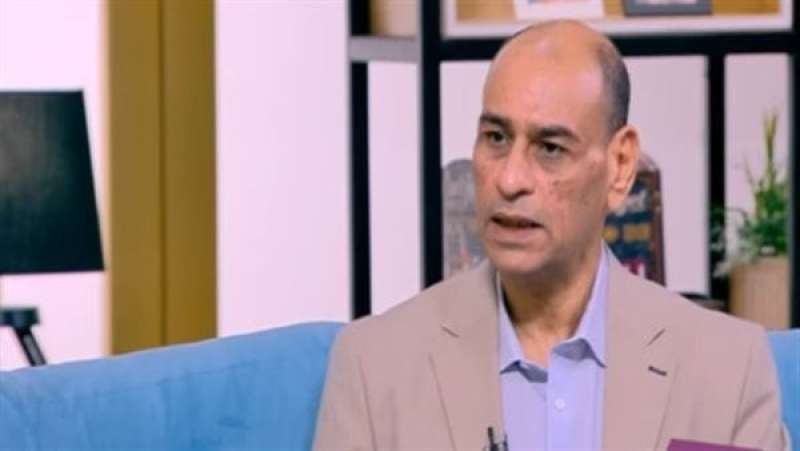 الدكتور محمد عزام 