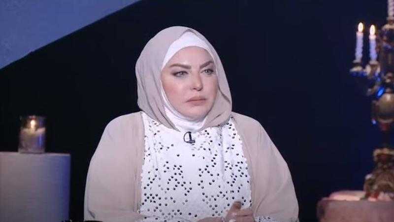 ميار الببلاوي تطلب الدعاء لزوجها