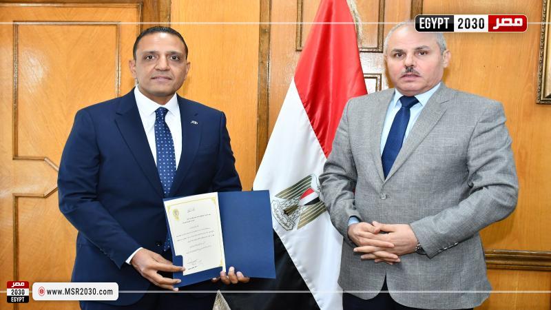 رئيس جامعة قناة السويس