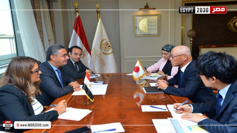 وزير التموين 