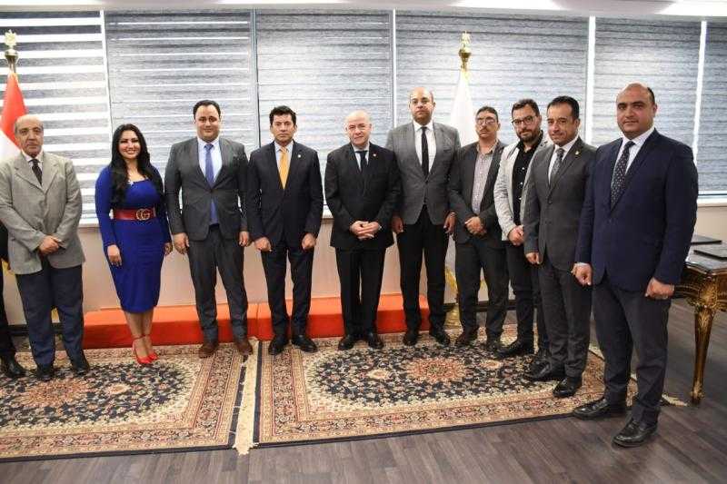 وزير الشباب والرياضة يشهد مراسم توقيع بروتوكول تعاون بين اتحاد الخدمة العامة التطوعية للشباب والاتحاد المصري للفعاليات الرياضية