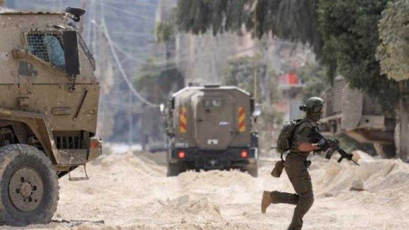 بطء وتفتيش مشدد.. الاحتلال يُعطل دخول قافلة الإغاثة الـ28 إلى غزة