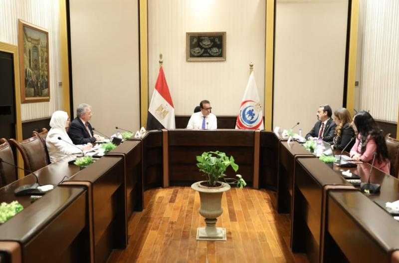 وزير الصحة يتابع ملف السياحة العلاجية