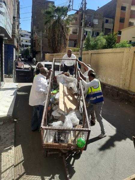 مدينة الأقصر تنفذ حملة مكبرة لرفع الإشغالات بأحياء وسط وجنوب
