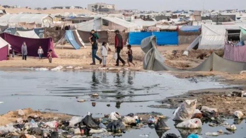 بلدية غزة تحذّر من كارثة بيئية بسبب عرقلة الاحتلال لعمل محطات الصرف الصحي