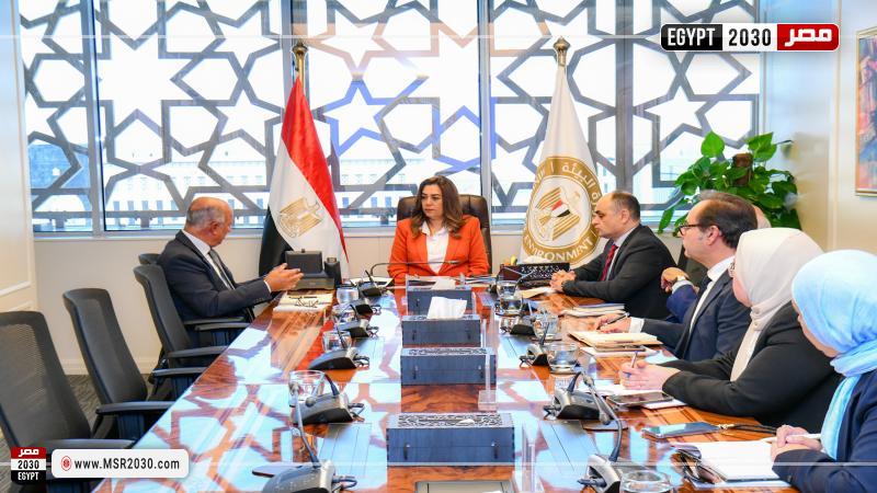وزيرة البيئة