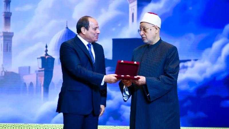 وكيل الأزهر الأسبق: تكريم الرئيس السيسي أعادني للحياة