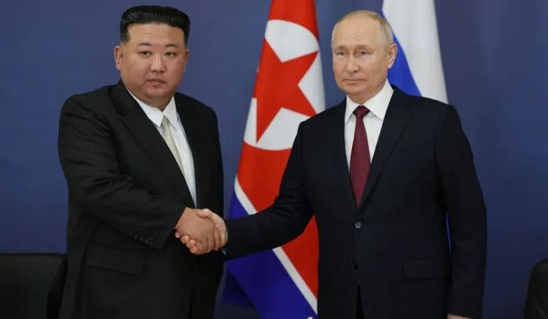 زعيم كوريا الشمالية يتعهد بدعم ”أخوي” لروسيا خلال لقائه مع بوتين