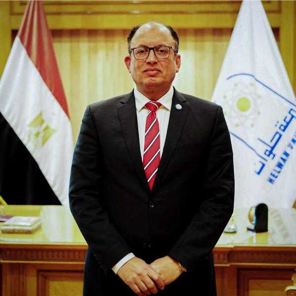 رئيس جامعة حلوان يهنئ الرئيس السيسي بمناسبة المولد النبوي الشريف