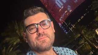 عمرو يوسف يبدأ تحضيرات فيلمه شقو 2