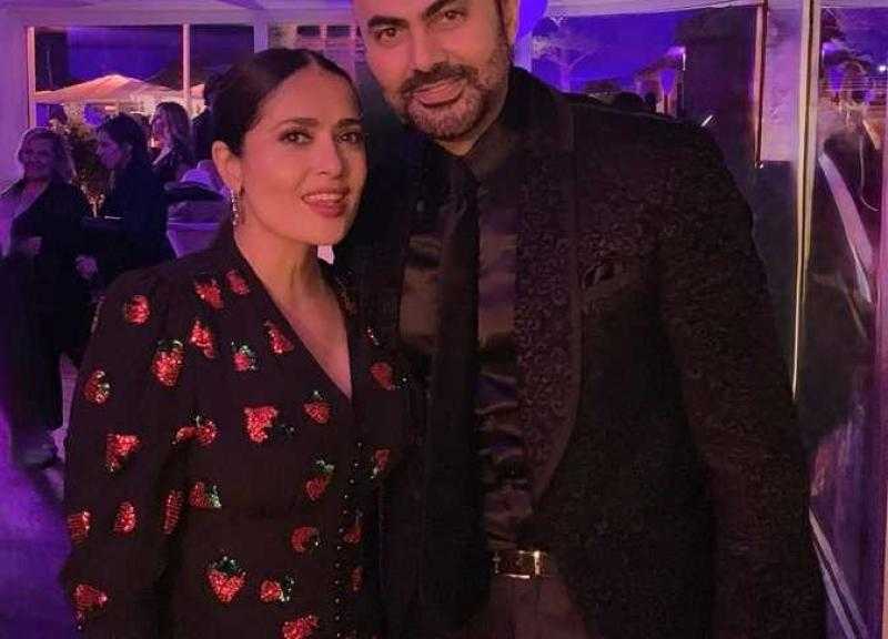 محمد كريم يهنئ سلمى حايك بعيد ميلادها