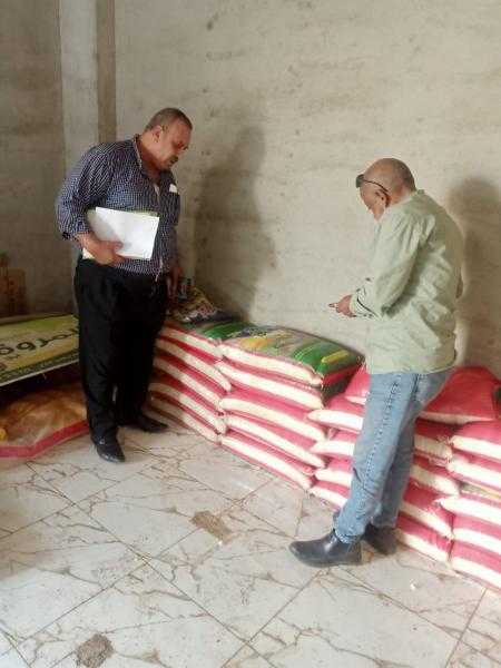 تموين الشرقية يظبط ١٠ طن ارز و٦ طن اعلاف اسماك و٢٥ صفيحة جبنة مجهولين المصدر بالحسينية